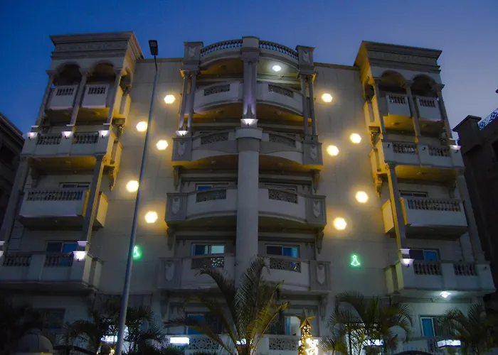 El Lotus Building