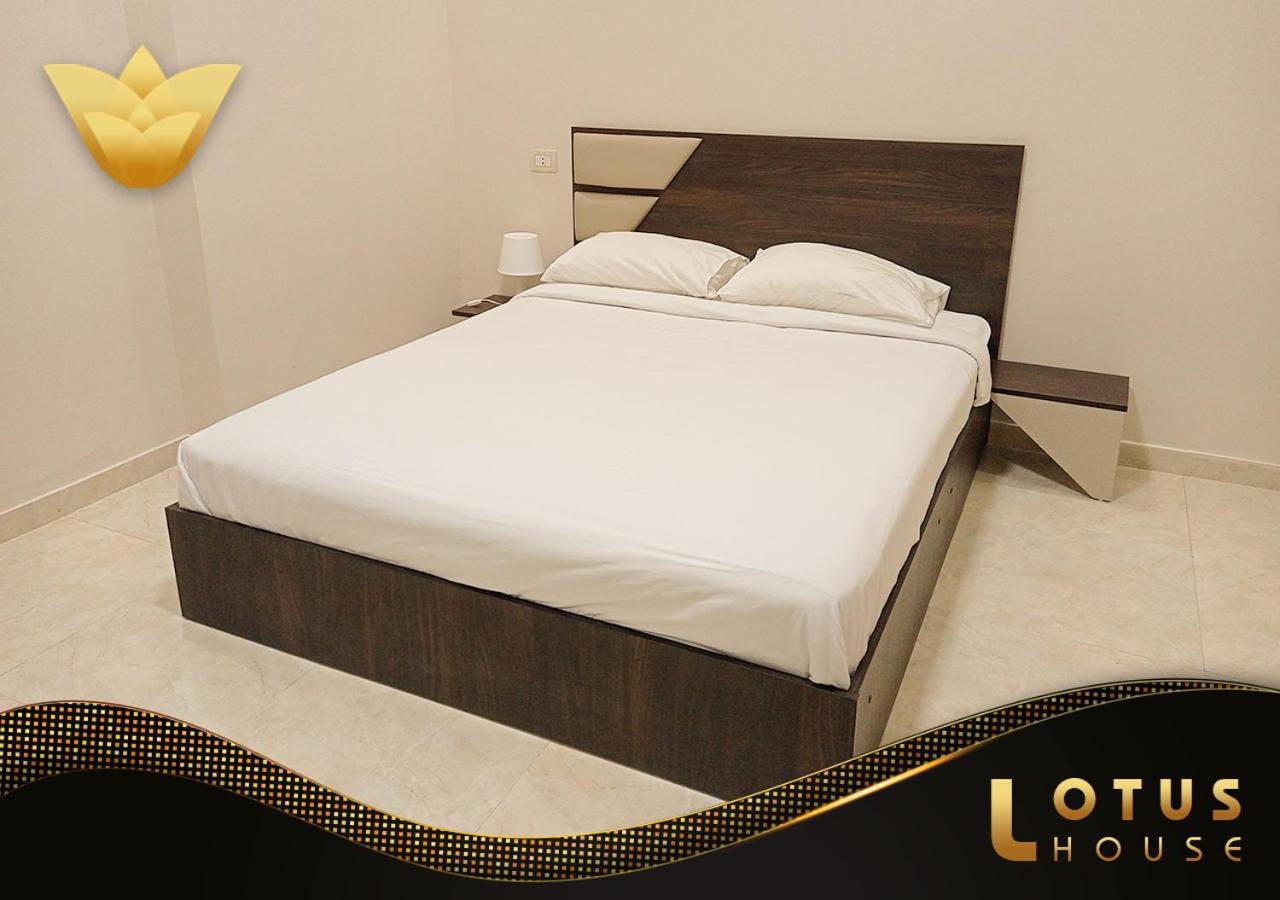El Lotus Building Apartman